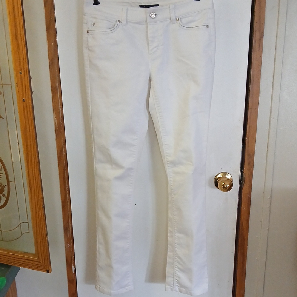 White House Black Market Women's Cream Skinny Jeans